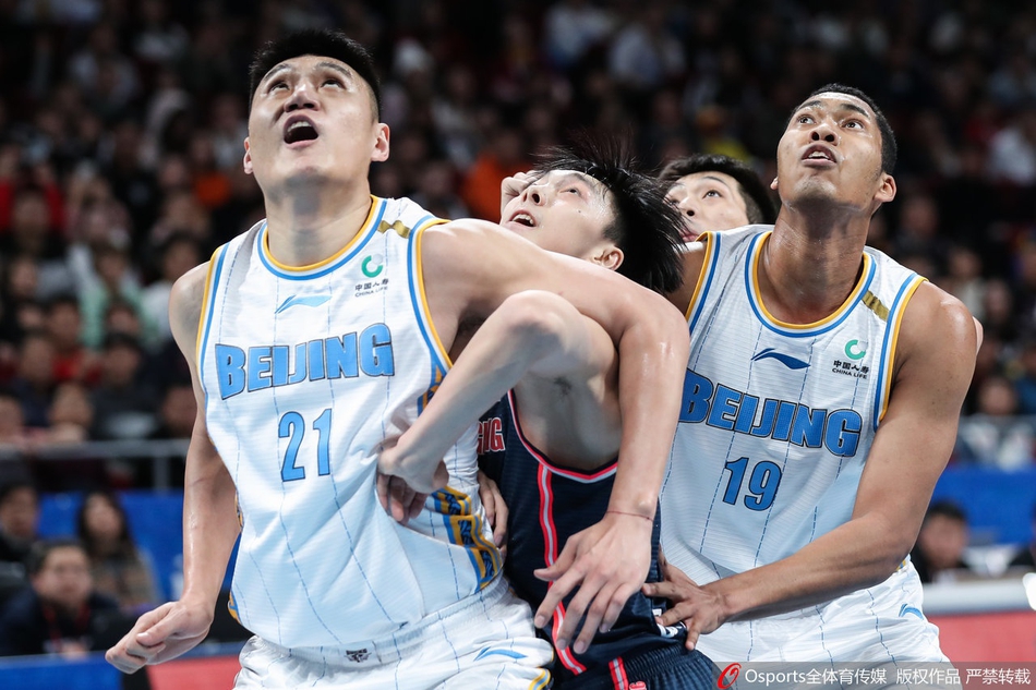 皇家社会内部会议纪要流出:冲刺阶段手感冰凉;葡超使命明确;赛程密集仍需轮换(巴萨对皇家社会) 皇家社会内部会议纪要流出:冲刺阶段手感冰凉;葡超使命明确;赛程密集仍需轮换(巴萨对皇家社会)