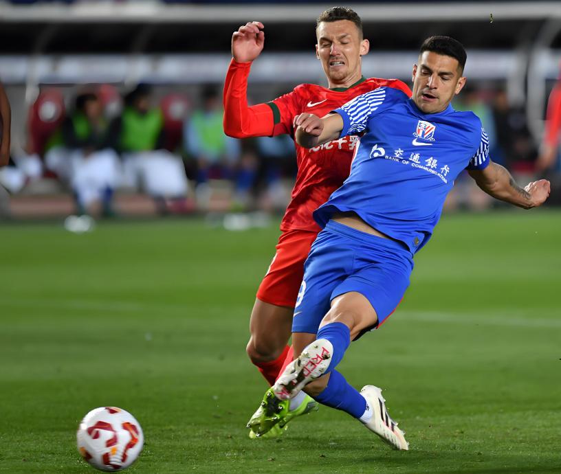 关于冲刺阶段上海海港调整名单以备CBA常规赛，队长鼓劲环节打磨，更衣室稳定，团队化学反应显著的信息